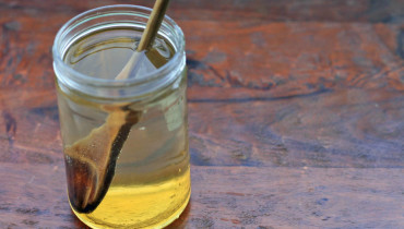7 Facts Of Honey Water You Never Knew Were Beneficial