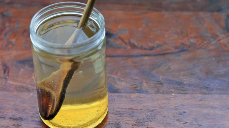 7 Facts Of Honey Water You Never Knew Were Beneficial