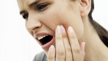 Why Toothaches Hurt Worse At Night